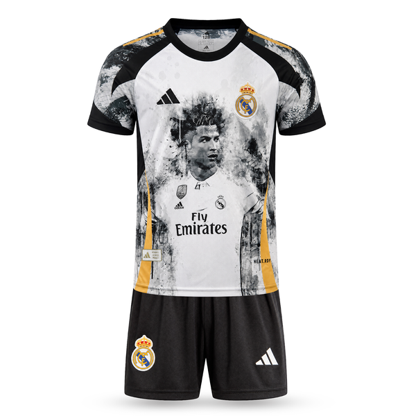 Real Madrid Echipament De Fotbal Pentru Copii, Ronaldo. CR7 Edition
