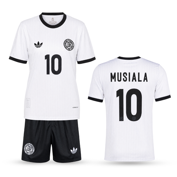Set de joc fotbal, copii și tineri, Germania, Musiala. Ediția aniversară a 125-a DFB