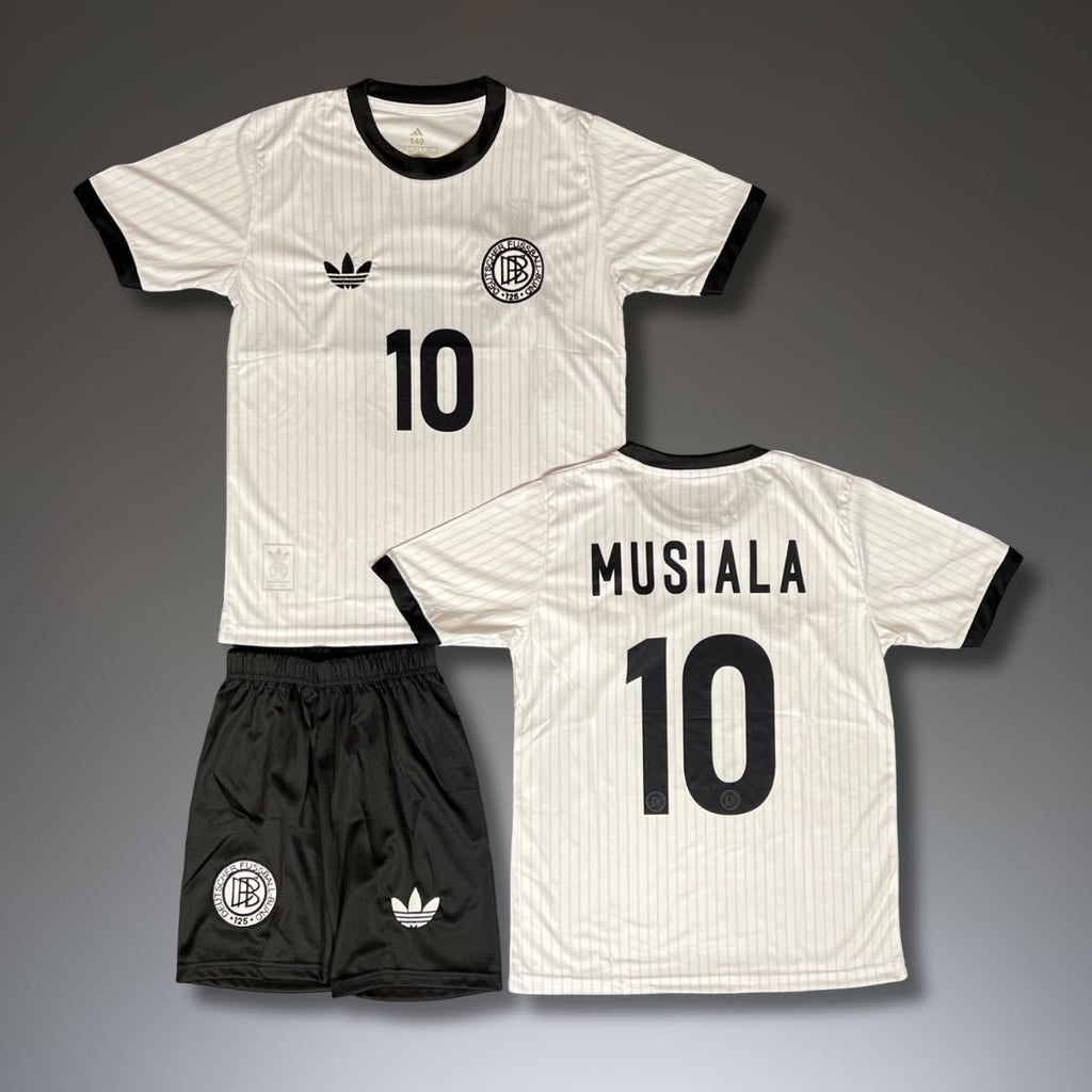 Set de joc fotbal, copii și tineri, Germania, Musiala. Ediția aniversară a 125-a DFB 