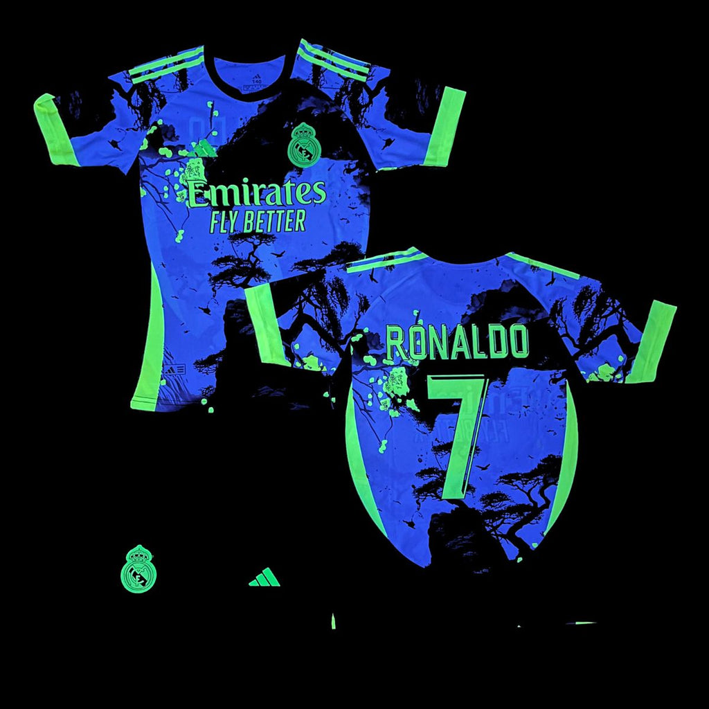 Set de joc fotbal fluorescent, copii și tineri Real Madrid, Ronaldo. Ediție neon japoneză